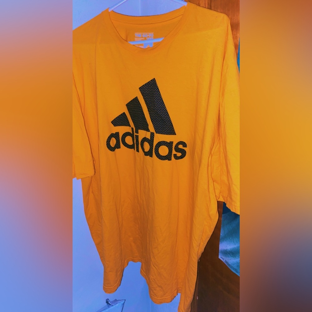 Adidas 3XL t-shirt